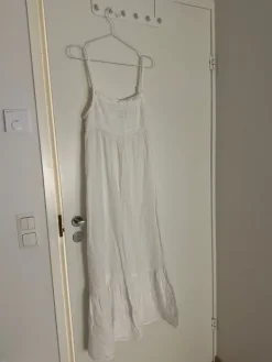 Online 157 Pellavainen kesämekko