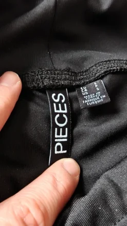 Discount Pieces shortsit