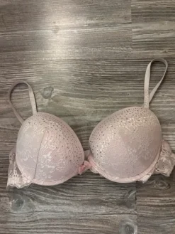 Best New Yorker Pinkit timantti pitsi rintaliivit 85B