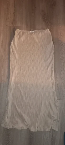 Reserved Pitkä hame, M