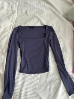 New Amisu Pitkähihainen