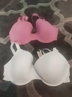 Pola Kahdet rintaliivit