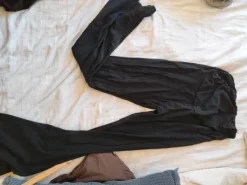 Clearance Preggo tricot pants 2 pair size M