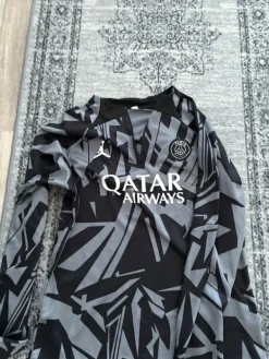 New Jordan psg yläosa