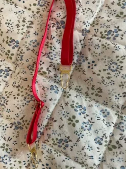 New Shein Punainen korsettitoppi