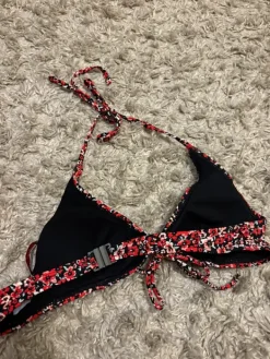 Sale Funky Buddha Punaiset kukkabikinit