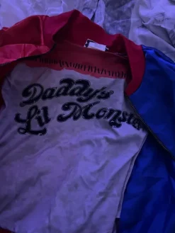 Discount punanaamio Pusero