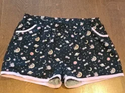 Hot EMP Pusheen L shortsit