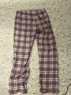 Outlet En tiedä Pyjamahousut