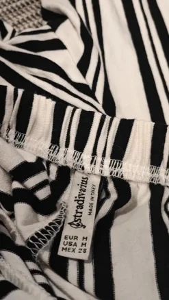 Outlet Stradivarius Raidallinen jumpsuit