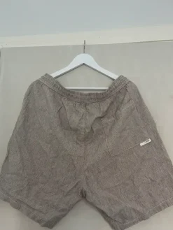 Clearance Pull & Bear Raidalliset Pull&Bear shortsit