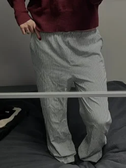 Best Raidalliset yöhousut