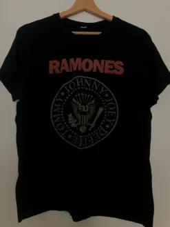 New Ramones t-paita
