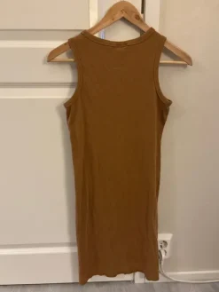 New H&M Mama Raskausmekko