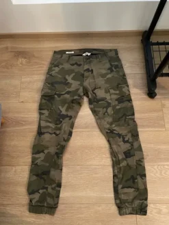 Sale Reisitasku housut