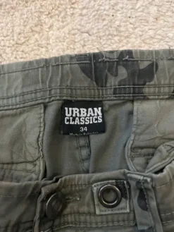 Urban Classics Reisitaskuhousut