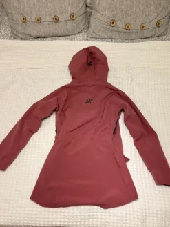 revolution race takki