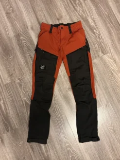 Best RevolutionRace housut S/48