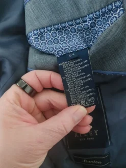 Sale Riley Stanton puvuntakki 54 ja housut 56