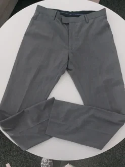 Sale Riley Stanton puvuntakki 54 ja housut 56