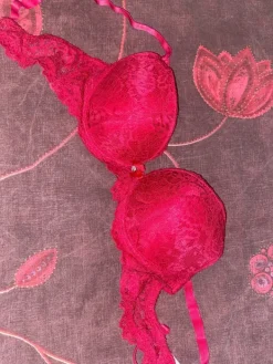 Best New Yorker Rintaliivit