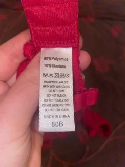 Best New Yorker Rintaliivit