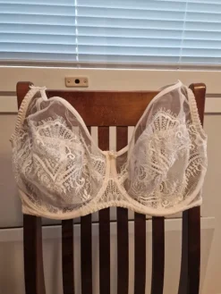 New Gorsenia Rintaliivit