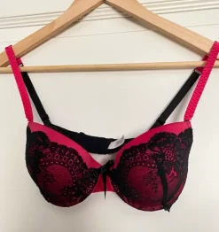 After Eden Rintaliivit, käyttämättömät