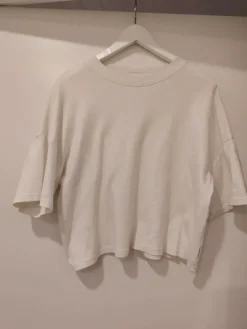 Riva clothing luonnonvalkoinen boxy t-paita