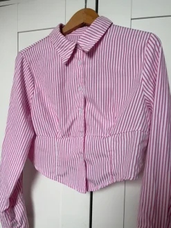 Online Różowa koszula taliowana