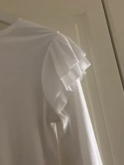 Reserved Röyhelöhihainen paita