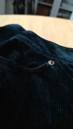 Discount Monki Samettinen musta hame