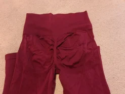 Outlet Saumattomat Scrunch Butt -leggingsit (S)