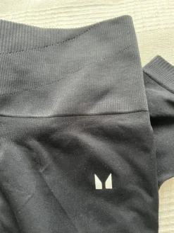 Online MyProtein Scrunch trikoot