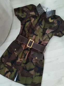 Outlet Sexy sotilas - asu