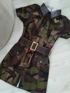 Outlet Sexy sotilas - asu