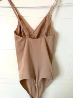 Outlet H&M Shape body