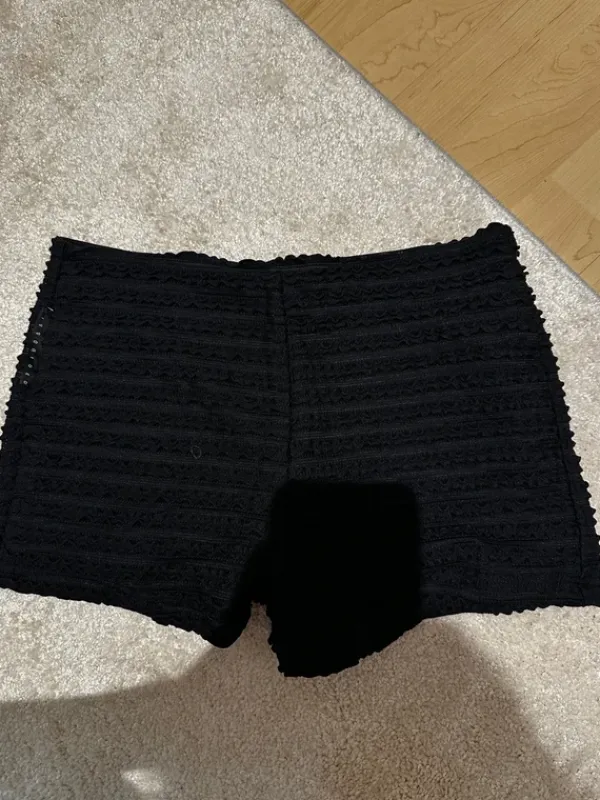 Online shorts