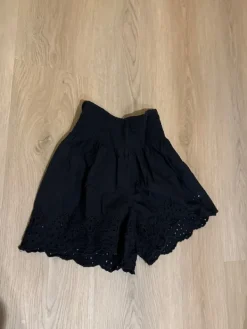 Online Shorts