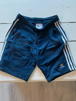 Discount adidas Shortsit
