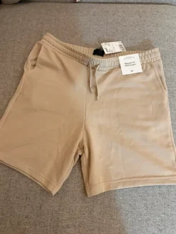 H&M Shortsit