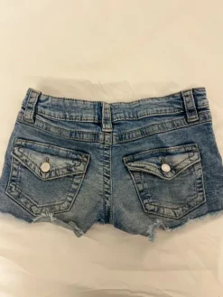 Sale Gina Tricot Shortsit