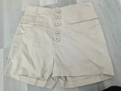 Best Sisters Point Shortsit