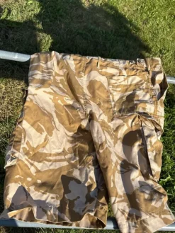 Surplus Shortsit, armeijaylijäämä