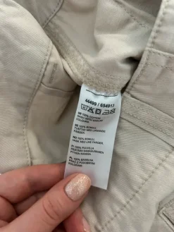 Clearance Shortsit S