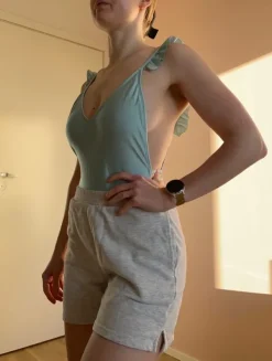 Shein Sininen uimapuku röyhelöolkaimilla