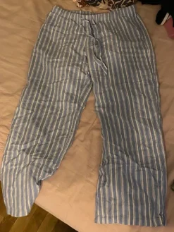 Sale H&M Siniset housut