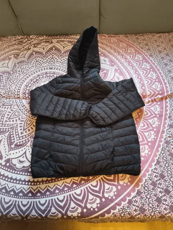 Best Sinsay kevyttoppatakki