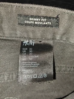New H&M Slim fit Farkut