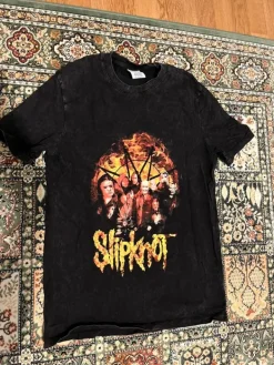 New Bershka Slipknot t-paita